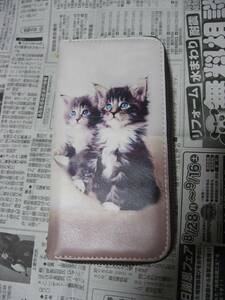 感謝セール中。。子猫のとても可愛い長財布。新品購入後保管品2