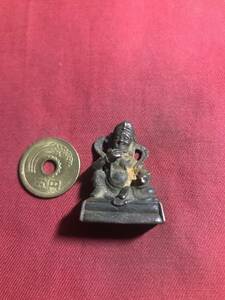 仏像　　銅製　　時代物　　　　仏像　　　珍しい　　小さい　　珍しい　唐物か？