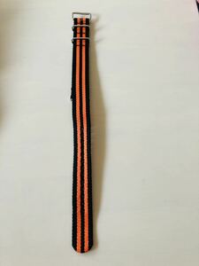 ナイロン製ミリタリーストラップ natoタイプ 布ベルト 腕時計 ブラックXオレンジ ストライプ 22mm送料120円