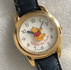 希少 ALBA クマのプーさん 回転 秒針 ウォッチ Disney ディズニー コラボ 時計 Winnie The Pooh 日本 ブランド 好きに も SEIKO 日本製