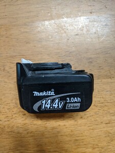 IY089 makita/インパクトドライバーバッテリー/14.4V/マキタ 動作未確認 現状品 JUNK 