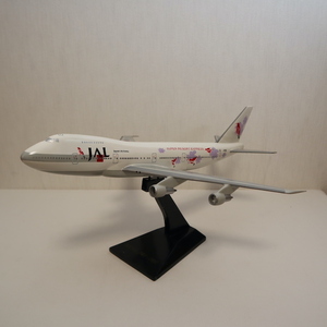 ■JAL ボーイング747-200 SUPER RESORT EXPRESS フィギュア模型＠非売品？展示品？