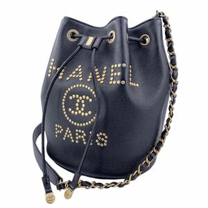 【中古】 CHANEL シャネル ショルダーバッグ ドーヴィル AS1045 スタッズロゴ 巾着ショルダー 23036250 AK