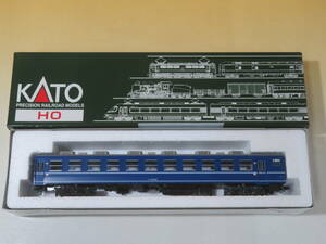 【鉄道模型】HOゲージ　KATO　1-501　12系急行形客車　オハ12【中古】J2 T371