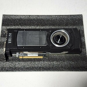 GIGABYTE GEFORCE GTX TITAN X 12GB GDDR5/GV-NTITANXD5-12GD-B 動作確認済み PCパーツ グラフィックカード PCIExpress (2)