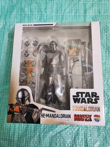 【新品 未開封 箱潰れあり】MAFEX マフェックス No.129 スターウォーズ THE MANDALORIAN ザ・マンダロリアン アクションフィギュア　⑥