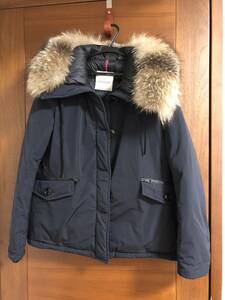 モンクレール　malus ネイビー　4 美品　moncler ファー