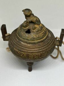 鋳銅鼎型香炉 銅製 瑞獅子香炉 三足香炉 御香 香道具 茶道具 銅器 置物 古美術品