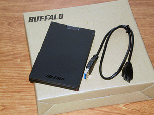 ★USB接続 外付け高速SSD 960GB★【 BUFFALO SSD-PGC960U3 】新同品 ★No.5XE