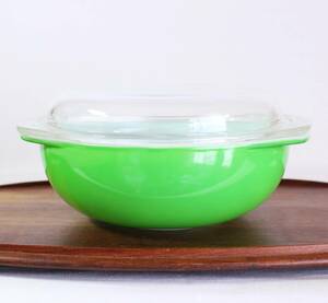 【送料無料】■ オールドパイレックス パイレックス Pyrex グリーン 緑 蓋付 キャセロール アメリカ製 USA 大サイズ ④