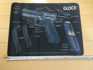 激安　送料400円　国内発送　新品 3D　GLOCK グロック ガン クリーニングマット マウスパッド 約4０×３0cm