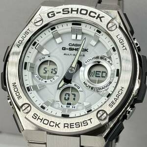 極美品 G-SHOCK GST-W110D-7AJF Gスチール/G-STEELタフソーラー 電波受信 電波ソーラー マルチバンド6 メタルバンド ホワイト アナデジ