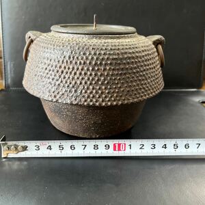  龍文堂造 模様 古い 鉄釜 茶釜 1310ｇ 茶道具 煎茶道具