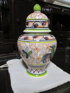 ポルトガル陶器　沈香壺　飾り壺　陶器　ハンドメイド　家族代理出品