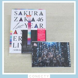 【Blu-ray】櫻坂46 1st YEAR ANNIVERSARY LIVE 〜with Graduation Ceremony〜 完全生産限定盤 ポストカード付き【T3【SK