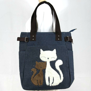 ◆猫が好き◆猫柄トートバッグ キャンバス 濃紺 寄り添うほっこり親子ネコ 多くのポケット BA23-2