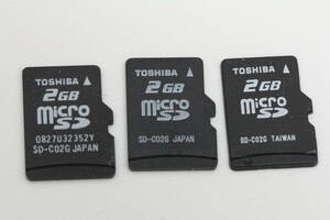 2GB microSDカード TOSHIBA ●3枚セット●