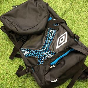 ★送料無料 umbro アンブロ UJA1763 約33×48×18cm 約30L リュック バックパック バッグ スポーツ アウトドア 未使用 展示品