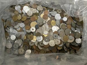 日本の古銭メイン　まとめて約14kg 銅貨　白銅貨　アルミ貨など　雑銭　大量　コイン　貨幣　硬貨 