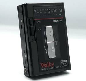 ◆◇ジャンク　TOSHIBA RT-VS3 Walky ポータブルラジオカセットプレーヤー　MADE IN JAPAN◇◆