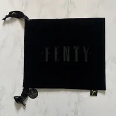 FENTY PUMA/フェンティ プーマ ショップ袋