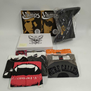 【中古】[セット] VAMPS バンプス HYDE ハイド MONTHLY Tシャツ リストバンド バスタオル グッツ ラルク