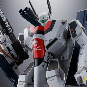 プレミアムバンダイ 限定 DX超合金 劇場版 VF-1S ストライクバルキリー （一条輝機） メカニックエディション 未開封輸送箱付新品