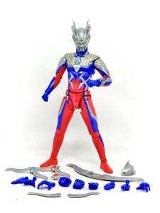 Figure-rise Standard ウルトラマンゼロ / プラモデル 完成品