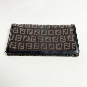 FENDI フェンディ 長財布 財布 ブランド ズッカ柄 カード 小銭 お札