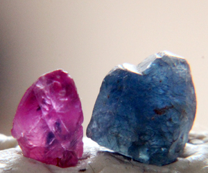 ♪【激安】天然非加熱単結晶ルビー結晶・原石0.505ct＆天然非加熱ブルーサファイア原石1.00c【20】