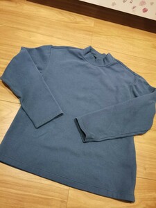 ユニクロ UNIQLO ソフトフリースハイネックTシャツ 長袖 トップス　キッズ130　青