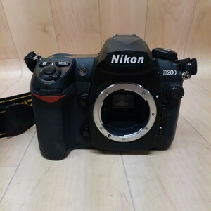 Nikon ニコン D200 デジタル一眼レフカメラ ボディ