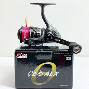 ★★ Abu Garcia アブガルシア REVO ALX THETA 2000SH　スピニングリール 目立った傷や汚れなし