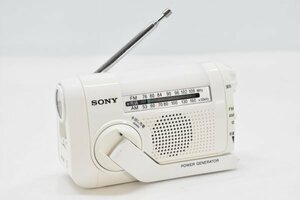 SONY ソニー 手回し 充電 ラジオ ICF-B09 ホワイト AM FM 動作品 ライト USB 防災ラジオ ポータブルラジオ Hb-392S