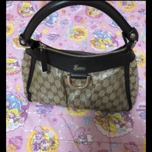 中古　グッチ　本物　正規品　バッグ　美品　最安値　GUCCI ロゴ　レディース　女性　カバン　2way 肩掛け　ハンドバッグ　可愛い　便利