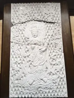 東大寺 八角灯籠 音声観音菩薩(東北面) 石膏像