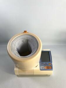 S4523◎OMRONオムロン　アームイン上腕式　デジタル自動血圧計　HEM-8101-JE3/測定確認済み/本体のみ/ジャンク 240331
