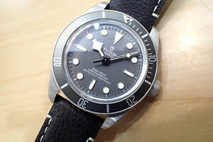 2022年正規 ◆TUDOR/チューダー ブラックベイ フィフティエイト 925◆ベルト美品 79010SG シルバー製 自動巻きメンズ腕時計