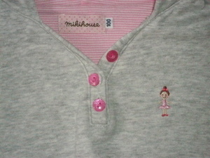 30★ミキハウス(MH)★リーナちゃんのワンポイント刺繍やピンクのリボンがとても可愛らしいうすでトレーナー地(カットソー)ワンピース★100