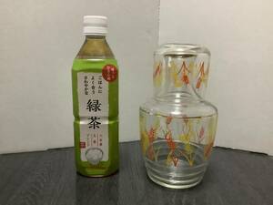 昭和レトロ草花模様の冠水瓶、講演会用水飲み、水差し、硝子、ガラス、花びん、冷酒、インテリア 未使品