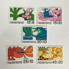オランダ  児童福祉の切手5種完 未使用 1968