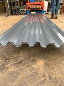 折板金属屋根　 　幅820mm ０.5mm厚　ルフ30タイプ カラートタン波板の加工 　1mあたり1550税別