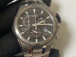 CITIZEN シチズン エコドライブ Eco-Drive オルタナ ALTERNA クロノグラフ チタニウム TITANIUM 腕時計 VO10-5992F 展示未使用品