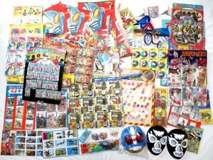 ◆当時物 駄菓子屋 玩具 くじ引き 仮面ライダー/ウルトラマン/レインボーマン/バロム1/W兵器/バッジ/ベルト/ぬりえ/お面/凧 昭和 レトロ 1