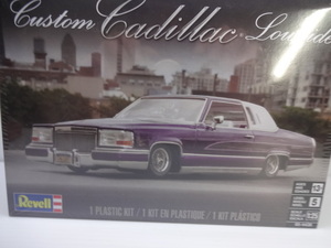 Revell　レベル　1/25　キャデラック　ローライダー　カスタム　Lowrider 　未組立