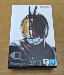 バンダイ　S.H.Figuarts 真骨彫製法　仮面ライダーファイズ　555　中古品