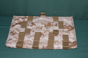 沖縄米軍使用 デザートピクセルカラー メディカル バッグ用 パネル ベルクロ ゴムバンド 良品 装備用 サバゲー用 普段使用にも