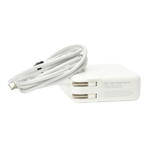 当日発送 純正 Apple USB-C A1718 61W Power Adapter ACアダプタ 中古品 2-0307-1　充電器　ケーブル　MacBook Pro