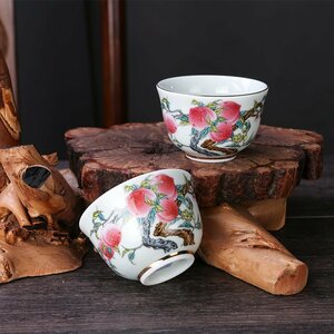 高品質 粉彩 官窯焼き 茶飲み 2客セット 湯呑 茶碗 磁器 景徳鎮 置物　装飾　収蔵　コレクションfgcq040