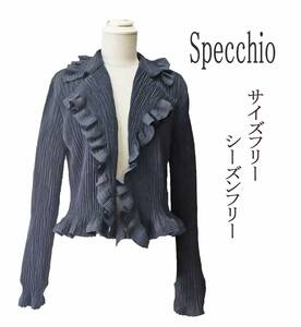 【新品タグ付き】スペッチオ SPECCHIO シャトルプリーツ ジャケット グレー　フリル 結婚式 仕事 おしゃれ sp462402 レディース